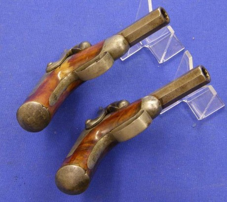 Voy a colocar unas fotos de un arma larga alemana de llave de mecha del siglo XVI. 30