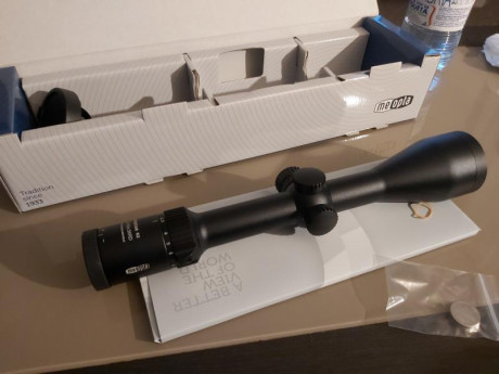 Buenas noches compis.

Para aquellos que se quieran hacer con un buen visor de rececho por 850 euros. 10