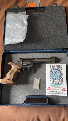  VENDIDO - Vendo Revolver WEIHRAUCH HW357 TARGET TROPHY MATCH 

He tirado 1 vez con él, por lo que está 01