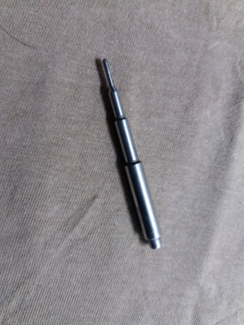 Vendo una aguja percutora para la  SIG P-210 .

 VENDIDA 

Contactar por privados. 00