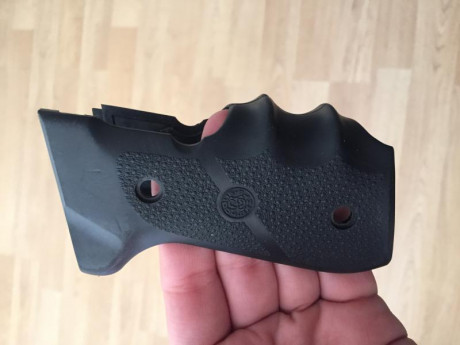 Vendo Cachas Hogue, provincia de Barcelona.

18€, (mitad de precio). Buen estado. 00