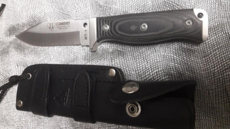 Vendo este cuchillo cudeman mt1 , no se a usado nunca cachas en micarta negra.  esta en Valencia , precio 02