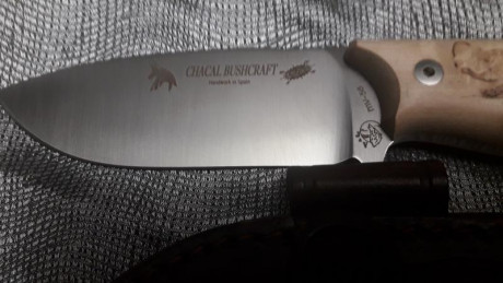 Vendo cuchillo j&v chacal , con funda multiposicion de piel , nunca se a usado. Acero mova .Esta en 00