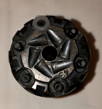 Se vende revólver F.LLI PIETTA calibre 44. por 450€, portes a cardo del comprador. No se cambia, ya que 00