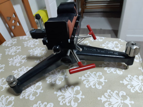 Se vende torreta Sinclair mejorada con tornillo de precisión y saquete todo en perfecto estado precio 00