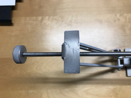 Vendo Bipode, utilizado en Fclass rimfire, sujeción en la anilla porta rifle o mediante adaptador a carril 10
