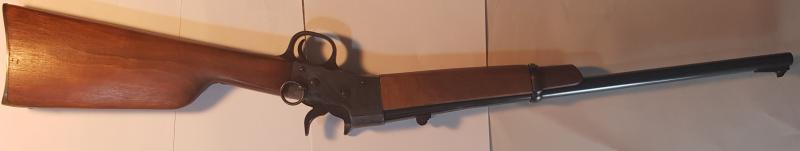 Buenas tardes.

Pongo a la venta mi carabina ROLLING BLOCK, marca STAR, calibre .357.-
Dispara tanto .357, 01