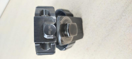 Vendo anillas ORIGINALES apel de 30mm  y campanas de 42,50 y 56 por 200 euros. 00