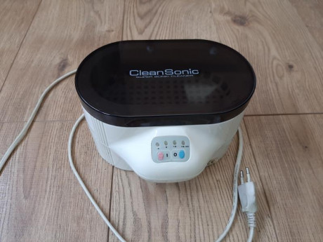 Buenas a todos, vendo este limpiador de ultrasonidos para vainas y pequeñas piezas de armas, o metálicas 00