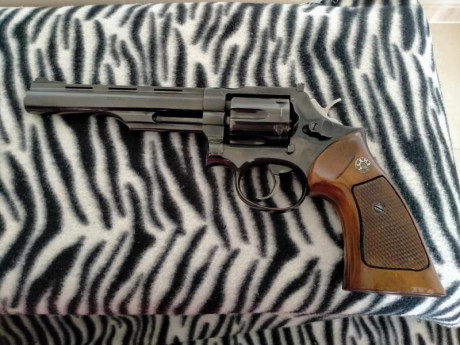 Hola  a todos.vendo revolver llama comanche dos del 38sp en 6pulgadas buen estado general guiado en f 02