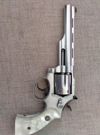 Hola .en venta revolver llama comanche .guiado en f calibre 38sp como se puede apreciar muy bien conservado 00