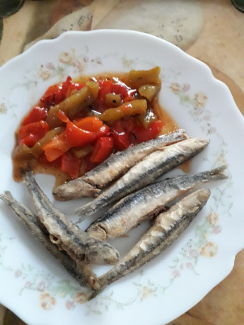 Hoy para comer acelgas hervidas y chuletón de vaca gallega vieja con seis semanas de maduración en cámara 131