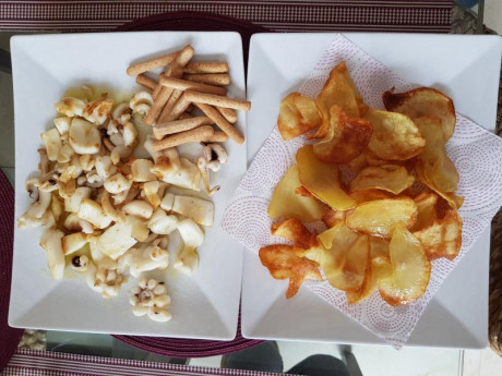 Hoy para comer acelgas hervidas y chuletón de vaca gallega vieja con seis semanas de maduración en cámara 140