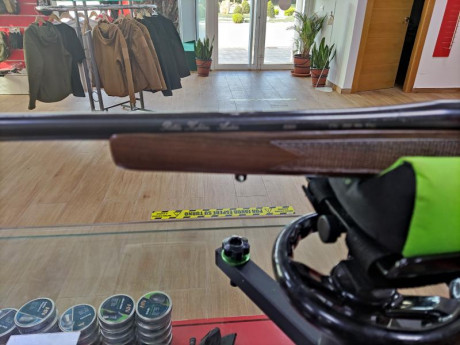 Se vende rifle usado TITAN 6 calibre 300Win.
Lleva bases apel.
Funciona perfectamente, el antiguo propietario 00