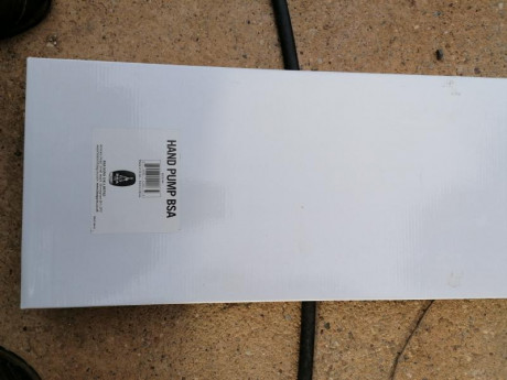 Hola,
Pongo en venta bomba BSA, sólo probada, está impecable, es bastante suave comparada con otras, y 02