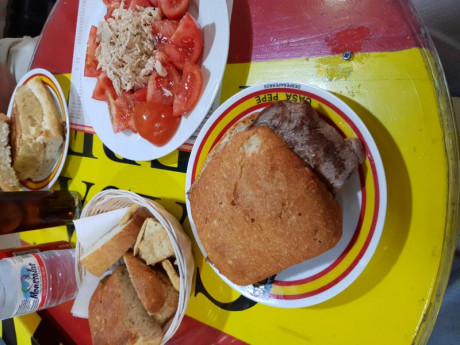 Hoy para comer acelgas hervidas y chuletón de vaca gallega vieja con seis semanas de maduración en cámara 00