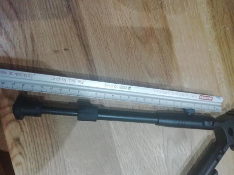 Hola!
Se vende bipode y accesorios que se ven en las fotografías. Precio 35.00€ portes incluidos dentro 12