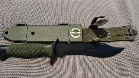 VENDIDO Gracias.cuchillo de Monte Aitor de la COE.
Está nuevo, como descripción utilizar las fotos que 01
