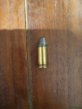 Hola buenos días.
He empezado con BA10 para recargar el 38 WC y ahora me planteo recargar 9 mm con la 90