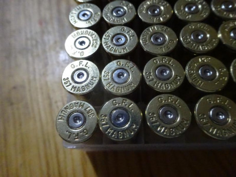 Muy buenas,

Vendidas las mil (1000) vainas Fiocchi del calibre .357 con un solo disparo efectuado, pasadas 01