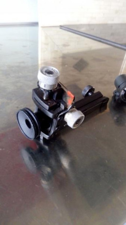 Vendo culata de Anschutz 250 y Diopter en perfecto estado
 Precio 125€ cada uno, no negociables ni cambios.
 00