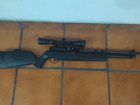 Buenas tardes.se vende carabina marca Hatsan calibre 5'5 lleva silenciador.regulador lobo .visor konus 00