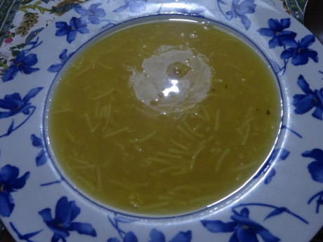 Hoy para comer acelgas hervidas y chuletón de vaca gallega vieja con seis semanas de maduración en cámara 130