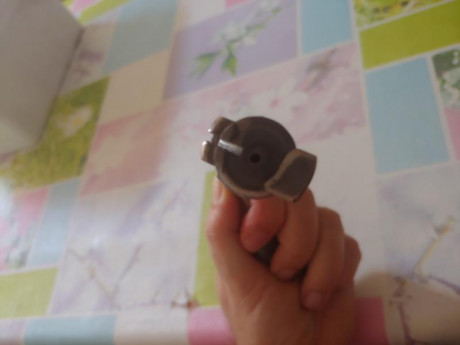 Hola, busco rifle clásico en madera tipo mauser / Santa Bárbara sin visor pero valoraría bases y anillas 70