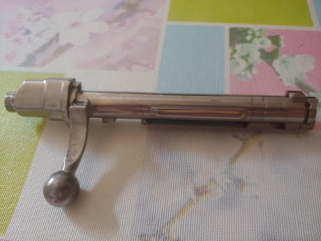 Vendo rifle Voere Stlf3, cartucho 8x68S, disparador con pelo( doble disparador el posterior es el tensor), 20