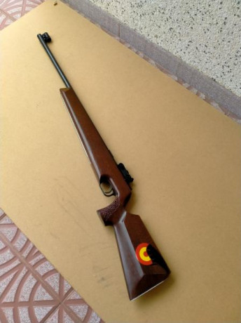 sCalibre 22LR,con miras abiertas anschutz.buen estado.precision sobresaliente con sk standard y rws especial 22
