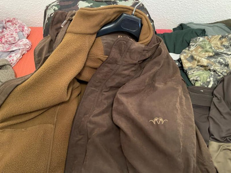 Pongo a la venta una chaqueta de la prestigiosa marca BLASER, modelo ARGALI, completamente nueva, sólo 01