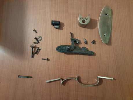 Despiece rifle ardesa, creo que sirve para varios modelos.
Precio 56 euros con portes incluidos. 00