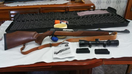 Rifle sauer, calibre300, modelo s303, semiautomatico, dos peines, mira Nikon, acabado en madera, precio 00