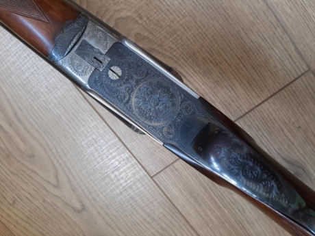 Buenas a todos,
Pongo a la venta está preciosa escopeta plana calibre 20 de la marca UGARTECHEA.
La madera 02