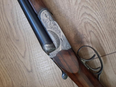 Buenas a todos,
Pongo a la venta está preciosa escopeta plana calibre 20 de la marca UGARTECHEA.
La madera 01