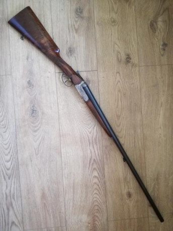 Buenas a todos,
Pongo a la venta está preciosa escopeta plana calibre 20 de la marca UGARTECHEA.
La madera 00