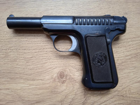 Pistola SAVAGE modelo 1907, en impecable estado. Guiada en F.
Calibre 7´65, cañón giratorio, la primera 01