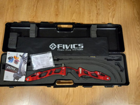 Vendo este cuerpo de arco marca Fivics modelo FX1 25" que se encuentra como nuevo,solo lo use en 40