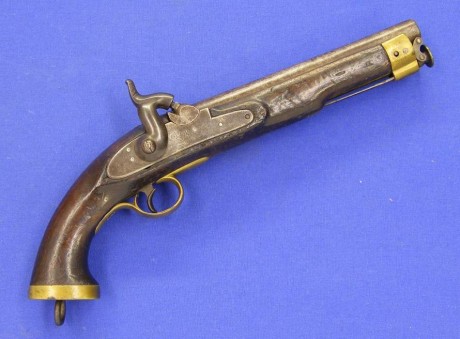 Voy a colocar unas fotos de un arma larga alemana de llave de mecha del siglo XVI. 100