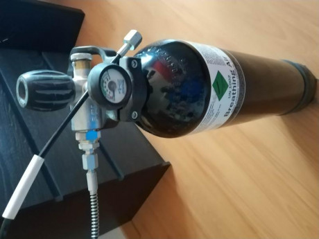 Buenas
Vendo scuba con una recarga y sin pasar la revisión.
Es de 300b y de 7 litros.lleva de serie el 01