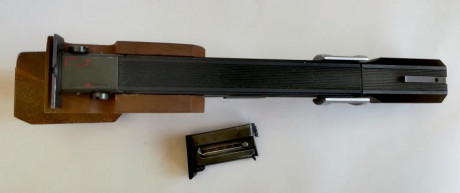  Se vende pistola marca Pardini 22 LR.

En buen estado como se puede apreciar en las fotos y perfecto 22