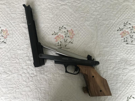 Vendo Gamo Compact, por no usar. 
Pocos disparos, como nueva.  
En perfecto estado.  
160€. 02