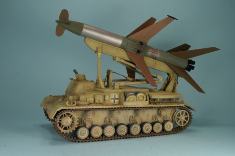 Abro este hilo ya que no puedo trasladar el de maquetas en conversación general, y porque pretendía dar 102