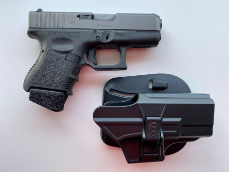 Pongo a la venta una Glock 26 de un compañero.

Esta guiada en A, no llega a dos años, único dueño y 100 10