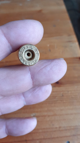 Buenas! Vendo 2 lotes de vainas:

1. Lote de 203 vainas nuevas, R-P SWEDISH de 6,5 x 55.  El precio es 00