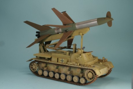 Abro este hilo ya que no puedo trasladar el de maquetas en conversación general, y porque pretendía dar 100
