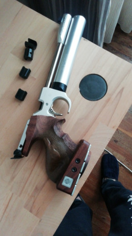 Modelo Steyr LP 2 Compact 4,5mm.
Precio de venta 900 €.
Cacha S
Contrapesos adicionales.
Bombonas 2 unidades.
Interesados 02