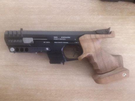 Vendo pistola tesro ts22- 3 en un estado impecable.
El arma se vende con su maletín original, herramientas, 60