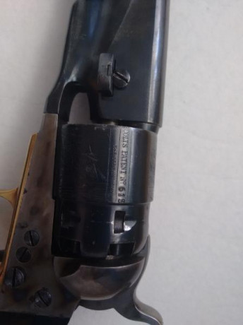 Hola, vendo revolver avancarga guiado como Colt calibre 44 , muy pocos tiros, no es original sino una 12
