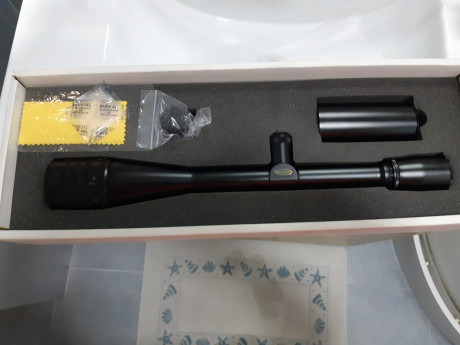 :papa:  IMG-20210618-WA0015.jpg 

Se vende este magnífico visor Weaver T36 impoluto entero tapas tubo 11